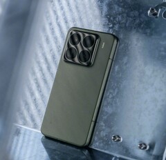 Elődjéhez hasonlóan a Xiaomi 16 Pro valószínűleg nem jelenik meg világszerte. A képen - Xiaomi 15 Pro (Kép forrása: Lee Qi a Weibo-n)