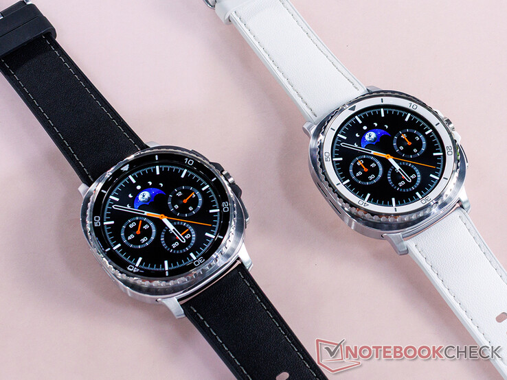 A Samsung Galaxy Watch 8 fekete és fehér színben kapható (Kép forrása: Notebookcheck)