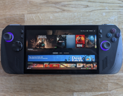 A Bazzite a ROG Ally X-en egy egyszerű módja annak, hogy a kézi számítógépedet egy meggyőző Steam Deck alternatívává alakítsd (Kép forrása: Notebookcheck)