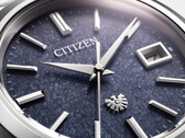 A Citizen AQ4100-65M (a képen látható) sas motívummal van gravírozva a koronán, a számlapon és a hátlapon. (Kép forrása: Citizen)