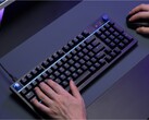 A Logitech G316 X játékbillentyűzet asztalon