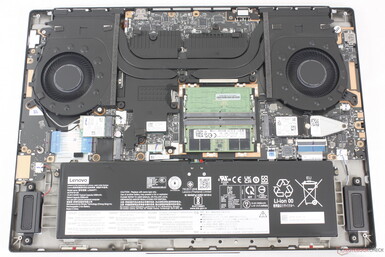 A Legion 7 16 hűtőegysége 145 wattot képes kezelni. (kép forrása: Notebookcheck)