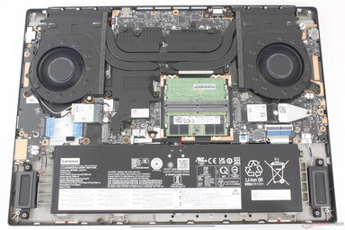 A Legion 7 16 hűtőegysége 145 wattot képes kezelni. (kép forrása: Notebookcheck)