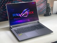 Asus ROG Strix G18 G814 (kép forrása: Notebookcheck)