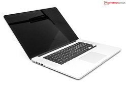 Leader: Apple MacBook Pro Retina 15 (2013)