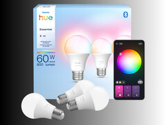A Philips Hue Essential 60 wattos intelligens izzók láthatóak (Kép forrása: Signify-Philips Hue PR)