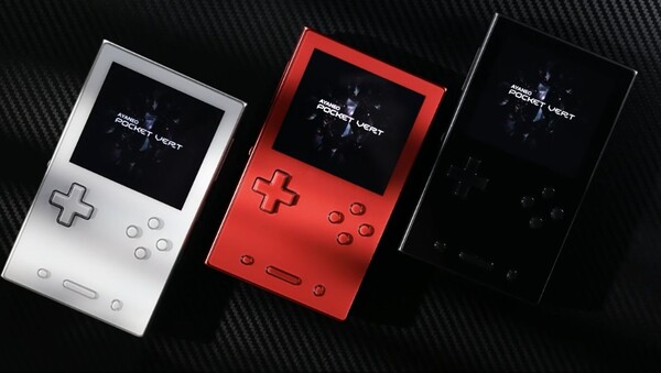 Az Ayaneo Pocket Vert három színben lesz kapható. (Kép forrása: Ayaneo)