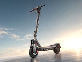 A Segway Max G3 Plus elektromos robogó 2 200 W-os turbó üzemmóddal érkezik, amely 2,4 másodperc alatt gyorsítja fel a járművet 0-ról 15 mph-ra.
