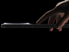 A Vivo X300 oldalprofilja, amely a vékony kameraházat mutatja. (Kép forrása: Vivo)