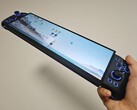 A Windows operációs rendszert futtató ultraszéles barkács kéziszámítógép. (Kép forrása: PureDIY via BiliBili)