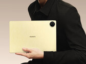 A MatePad Pro 13.2 (2025) már egy viszonylag nagy tablet, mindent figyelembe véve. (Kép forrása: Huawei)
