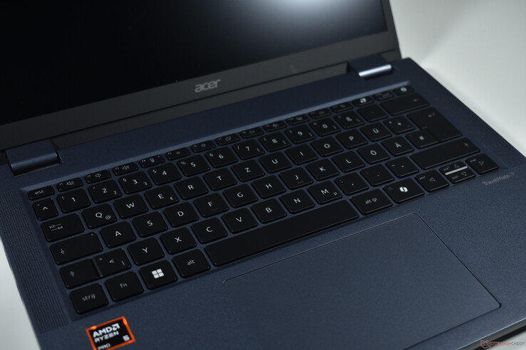Acer TravelMate P4: Billentyűzet