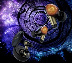 A JVC Kenwood Wood Master in-ear ANC fülhallgató öngyógyító festékkel és afrikai rózsafa meghajtókkal érkezik. (Kép forrása: JVC Kenwood)