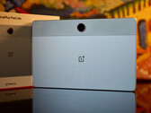 A OnePlus Pad Lite a hosszú akkumulátor-üzemidő mellett más erős értékesítési pontokkal is rendelkezik. (Kép forrása: Notebookcheck)