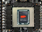 Akár 6 GB kapacitású GDDR7 VRAM-modulok fejlesztése folyamatban van; a képen: GeForce RTX 5090 nyomtatott áramköri lap (PCB) látható, amelyen a memóriamodulok szabadon láthatók
