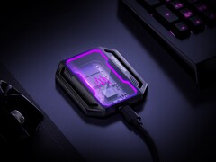 Az Acer új gaming SSD-je RGB világítással ellátott, szemet gyönyörködtető dizájnnal rendelkezik (Kép forrása: Acer)