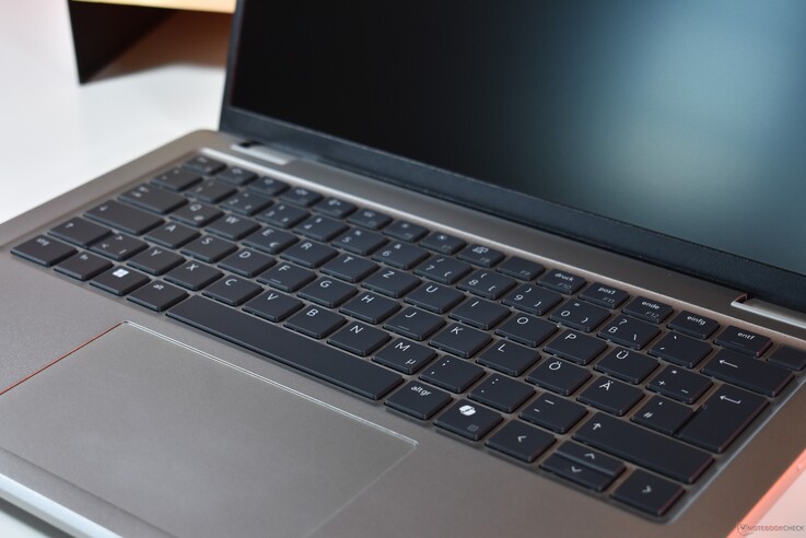 Dell Pro 14 Plus AMD: Billentyűzet