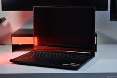 A Lenovo Legion 5 15AGP11.