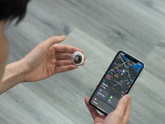 A Xiaomi Tag versenyezhet a Apple Air Tag (képünkön). (Kép forrása: Đức Trịnh via Unsplash)