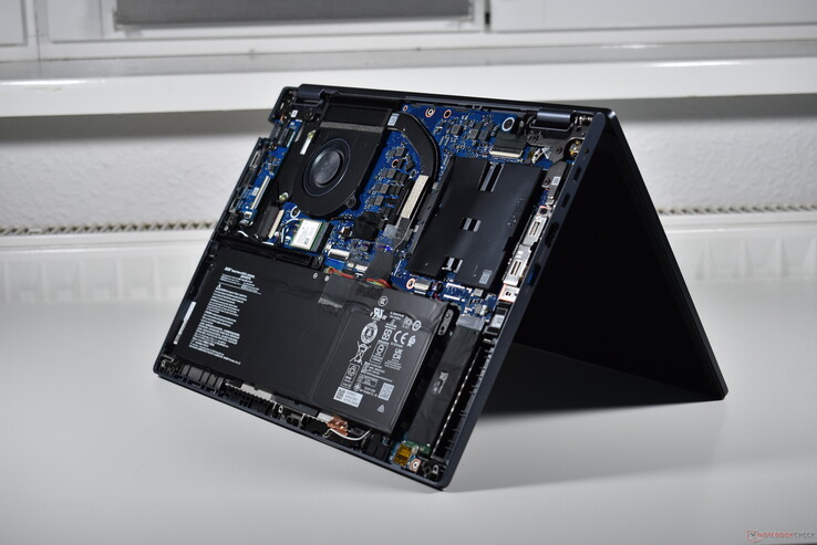 Acer TravelMate P4: Belső részek