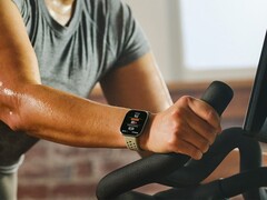 Az Amazfit Bip 6 okosórája (a képen) BioCharge és más új funkciókat kap egy frissítésben. (Kép forrása: Amazfit)