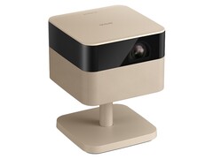 EF-51: Stílusos projektor 3LCD-vel és világítással. (Kép forrása: Epson)