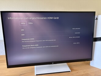 A PS5 Pro problémamentesen működik QHD felbontáson és 120 Hz-en.