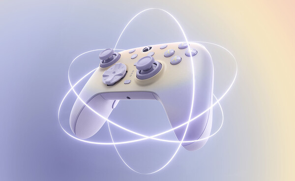 Az Xboxhoz készült 8BitDo Ultimate 3 vezérlő úszó D-paddel és állítható feszességű TMR-joystickokkal rendelkezik.