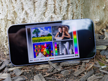 A Google Pixel 9a kültéren