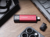 A Kingston Dual Portable SSD-je 97 dollárról indul. Képünkön: promóciós kép a tároló meghajtóról. (Kép forrása: Kingston)