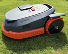A Segway Navimow X3 számos funkcióval rendelkezik. (Kép forrása: Marcus Schwarten / Notebookcheck)