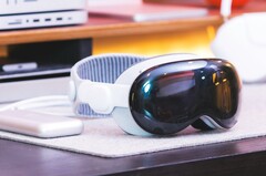 Apple állítólag egyszerre hét új headseten dolgozik. (Kép forrása: Jaime Marrero)