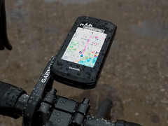 A Garmin Edge Explore 3 sorozat IPX7 besorolású vízbehatolás elleni védelemmel rendelkezik.
