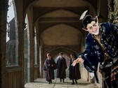 Peter Serafinowicz kapta Peeves, a poltergeist szerepét az HBO Harry Potter-sorozatában.