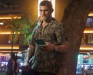 Jason a GTA 6-ból, ahogy egy okostelefont tart a kezében