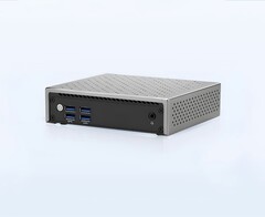 A Links LNE6412 egy szerény teljesítményű, négymagos Celeron CPU-t kínál, akár 32 GB RAM-mal párosítva.