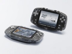 A Konkr Pocket Advance Onyx Ice Limited Edition drágább, mint a többi színváltozat.