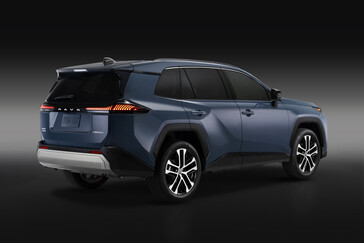 Új 2026 Toyota RAV4 Limited Storm Cloud színben