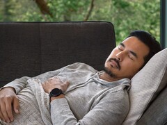 A Garmin vivoactive 5 (a képen) új, alvással kapcsolatos funkciót kap. (Kép forrása: Garmin)