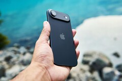 Az iOS 27 megkönnyíti két iPhone egyidejű használatát.