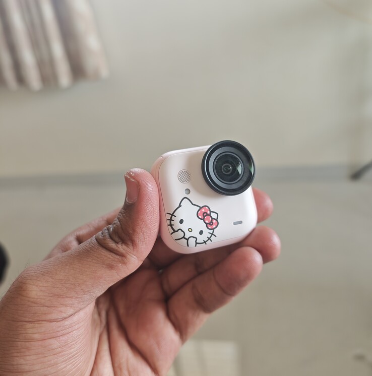 Az Insta360 Go Ultra Hello Kitty limitált kiadású akciókamera