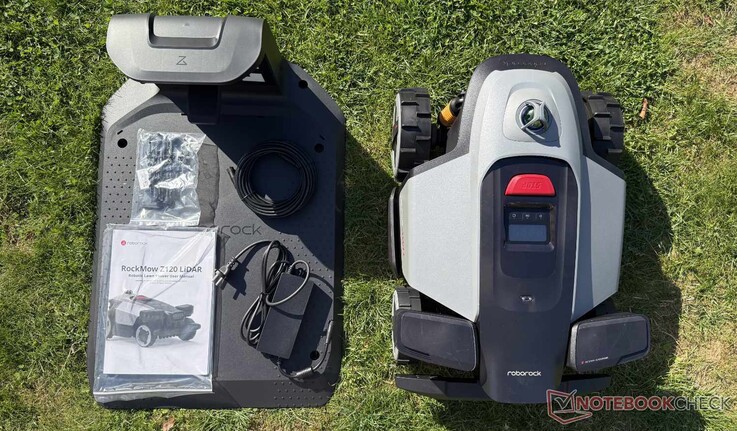 A Roborock RockMow Z120 LiDAR csomag tartalma