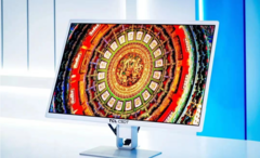 TCL CSOT első sorozatgyártású OLED 4K kijelzője (kép forrása: TCL)