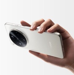 Az Oppo Find X8 Ultra.