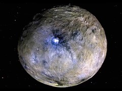 A Ceres törpebolygó továbbfejlesztett színvisszaadása (Kép forrása: NASA, JPL-Caltech, UCLA, MPS, DLR és IDA)
