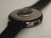 A Cheetah 2 Pro készüléken vannak optikai érzékelők, de EKG-funkciója nincs