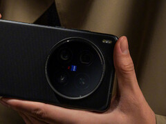 A Find X9 Pro a tippek szerint a Vivo X200 Ultra kameraelrendezését veszi át, amikor még idén megjelenik. (Kép forrása: Vivo - szerk.)