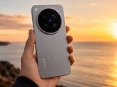 A Vivo hivatalos videója bemutatja, hogy az X500 Pro Max LOFIC-alapú fő kamerája milyen jól teljesít egy nem LOFIC-érzékelővel összehasonlítva.