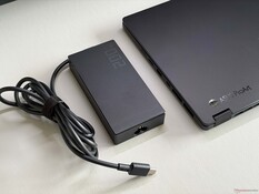 200 W-os tápegység