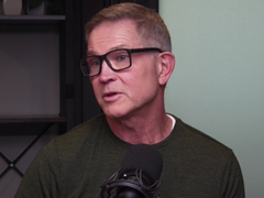 David Baszucki, a Roblox vezérigazgatója a podcastban (kép forrása: New York Times)